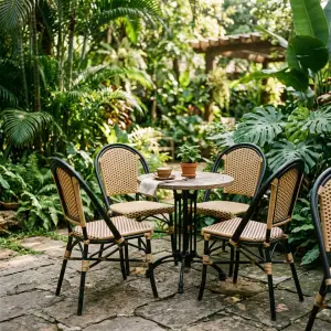 Kursi Cafe di Outdoor? Ini Cara Memilih yang Tahan Panas