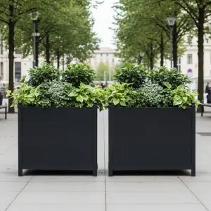Planter Box Taman Kota: Material Apa yang Paling Cocok?