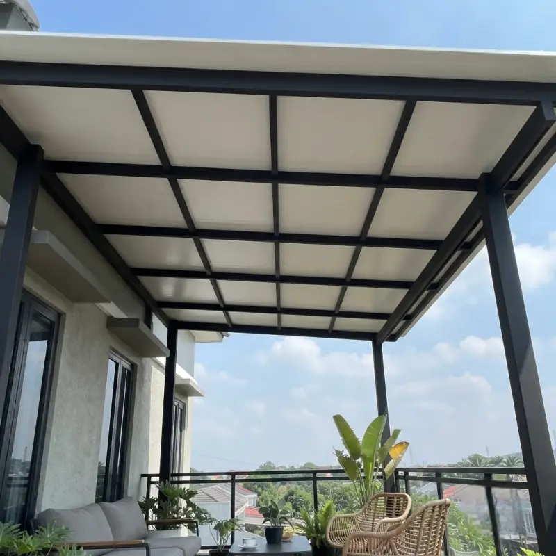 Kanopi Balkon Rangka Besi Hollow Atap Polycarbonate [2]