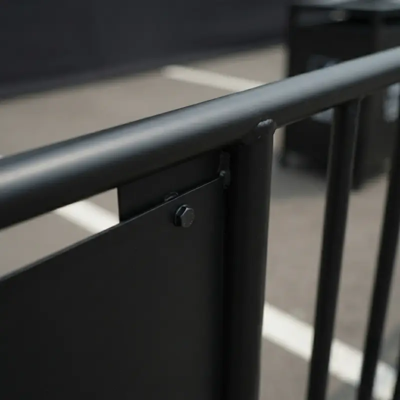 Road Barrier Besi dengan Panel Branding [5]