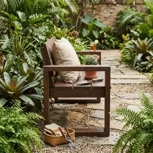 Bangku Taman Kayu Solid Minimalis dengan Sandaran dan Armrest