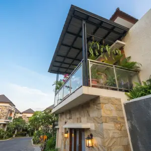 Kanopi Balkon Baja Hollow Atap Spandek Gaya Tropis Modern