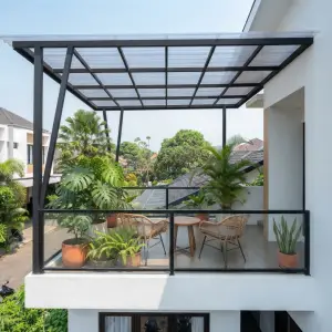 Kanopi Balkon Besi Hollow Atap Polycarbonate Transparan [3]