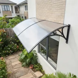 Kanopi Jendela Polycarbonate Rangka Besi Tempa