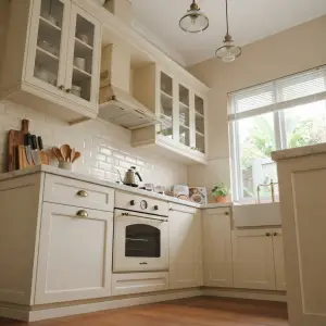 Kitchen Set Shaker Style Finishing Doff Ivory dengan Top Table Marmer [4]
