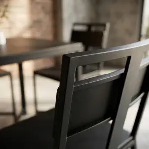 Kursi Cafe Rangka Besi Finishing Hitam Doff [5]