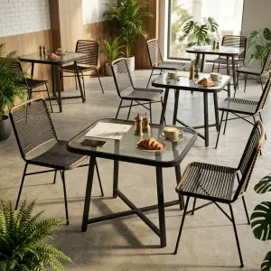 Meja Cafe Rangka Besi Kaca Tempered Rounded [3]