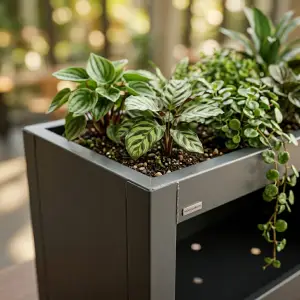 Planter Box Besi Dua Kompartemen dengan Rak Terbuka [3]
