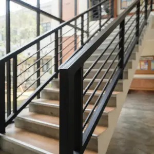 Railing Tangga Besi Hollow Finishing Powder Coat Hitam [3]