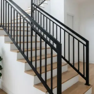 Railing Tangga Minimalis Besi Hollow Finishing Powder Coat Hitam