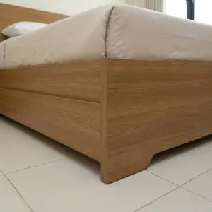 Ranjang Minimalis Panel Kayu Solid [3]
