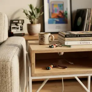 Side Table Kayu Plywood Open Shelf Rangka Besi Putih [2]