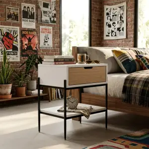 Side Table Laci Kayu Oak Rangka Besi Hitam dengan Rak Bawah