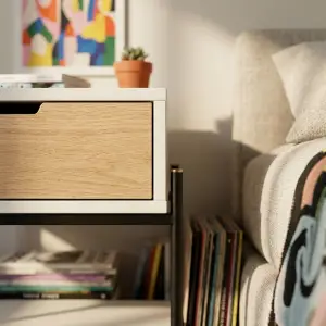 Side Table Laci Kayu Oak Rangka Besi Hitam dengan Rak Bawah [2]