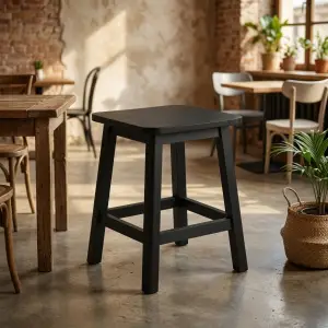 Stool Kayu Solid Cafe Finishing Hitam [2]