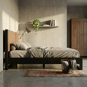 Tempat Tidur Rangka Besi Headboard Panel Kayu [3]