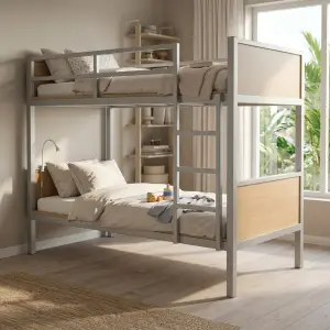 Tempat Tidur Susun Rangka Besi Panel Kayu [5]